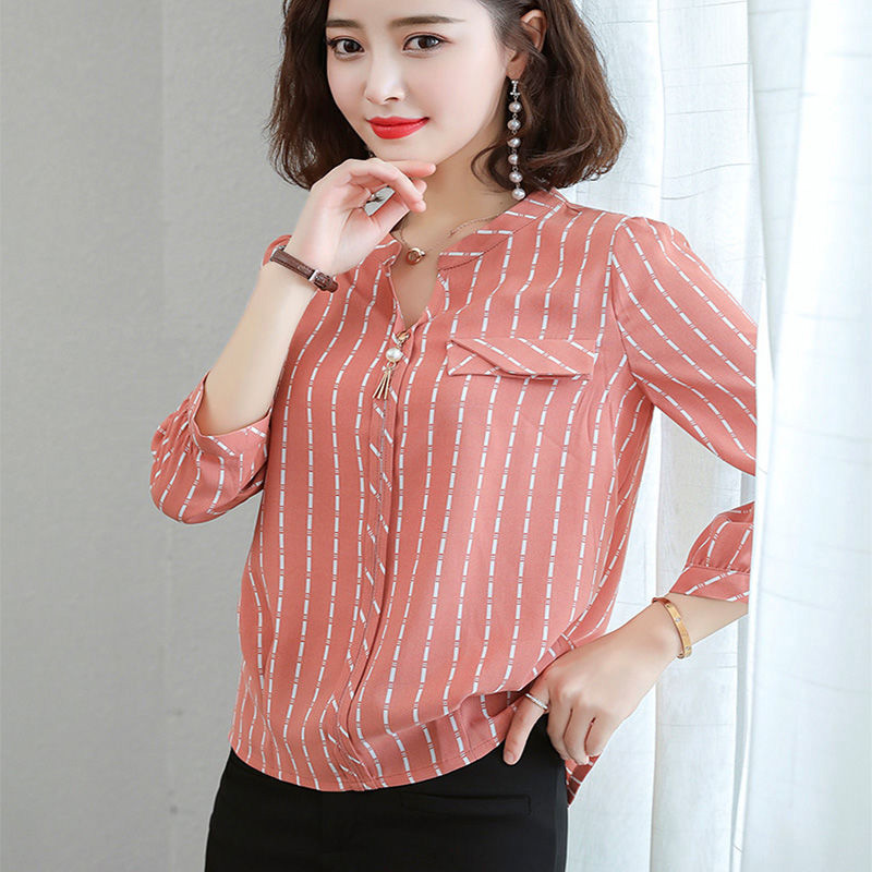Women's Spring Summer Style Chiffon Blouse Shirt Women's Button O-Neck Long Sleeve Elegant Striped Loose Korean Tops DD8365, Pink
Women's Spring Summer Style Chiffon Blouse Shirt Women's Button O-Neck Long Sleeve Elegant Striped Loose Korean Tops DD8365, Pink