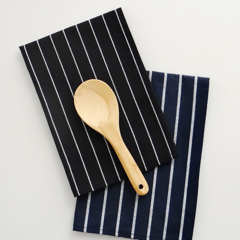 12 Pcs/lot Family daily use Mediterranean blue series anti fade 100% cotton dark blue striped Kitchen dining table napkins Tea towels
12 Pcs/lot Family daily use Mediterranean blue series anti fade 100% cotton dark blue striped Kitchen dining table napkins Tea towels