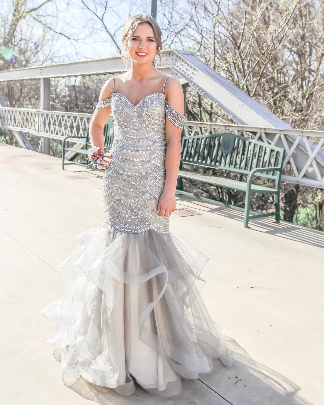 Luxury Mermaid Wedding Dresses Spaghetti Off The Shoulder Beads Crystals Sequined Ruffles Bridal Gowns Beach Plus Size robe de mariée