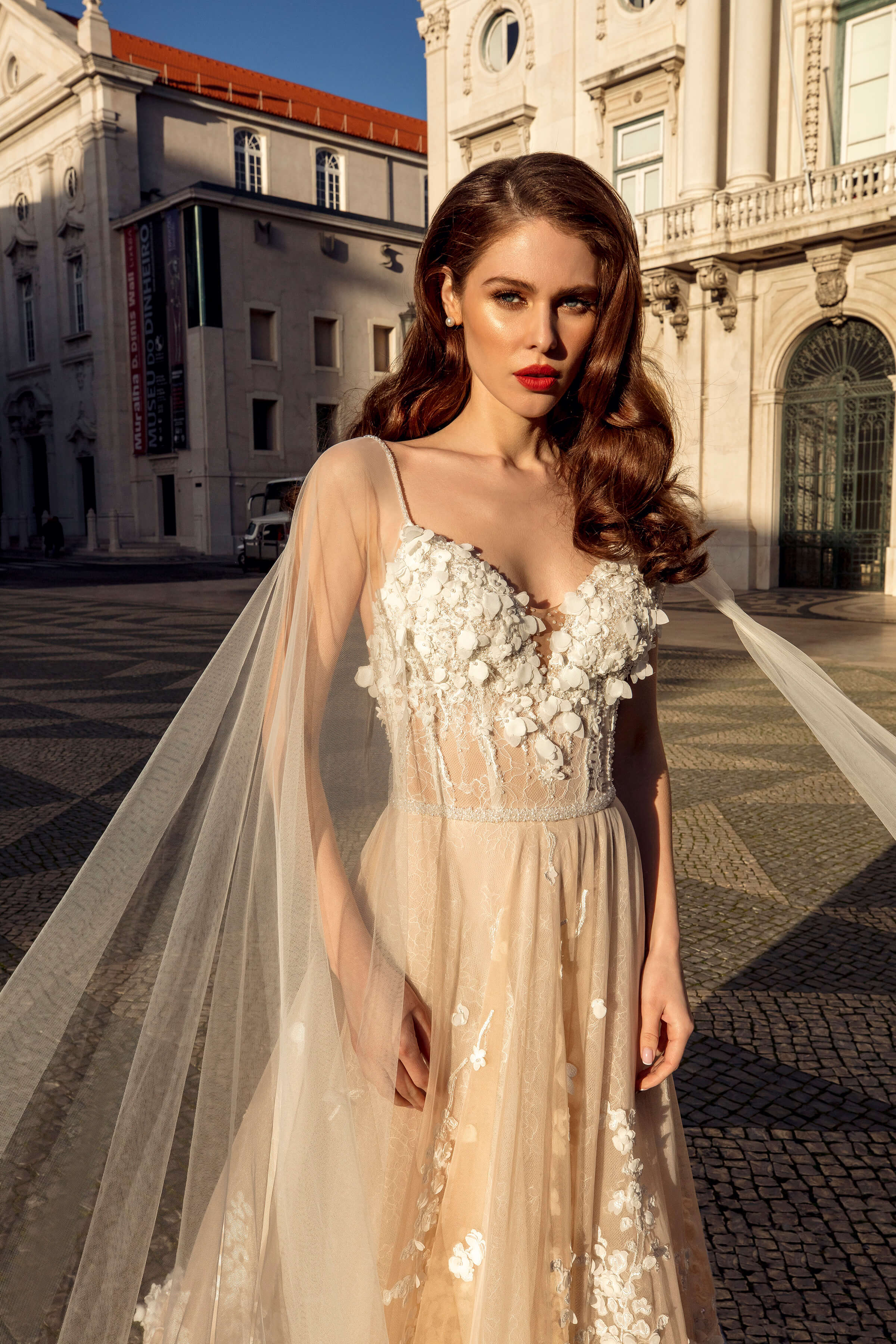 champagne bohemian wedding dresses 3d floral appliqued lace beads boho tulle beach sexy sapghetti neck wedding dress bridal gowns