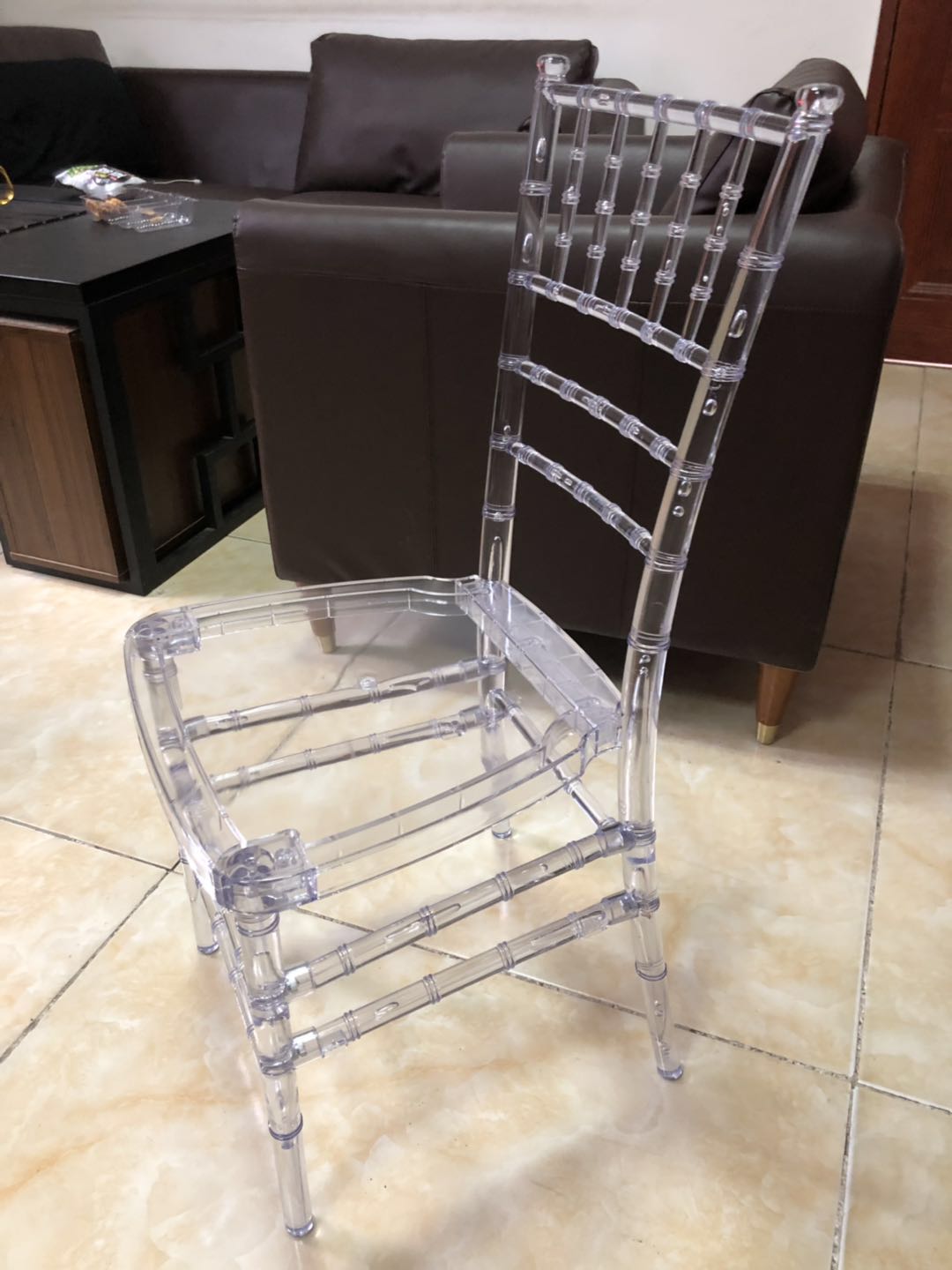 Acrylic Crystal Chair wedding chair Delicate Chair for Event Grand props Outdoor Wedding Moment Party Gathering in Hotel House or Church