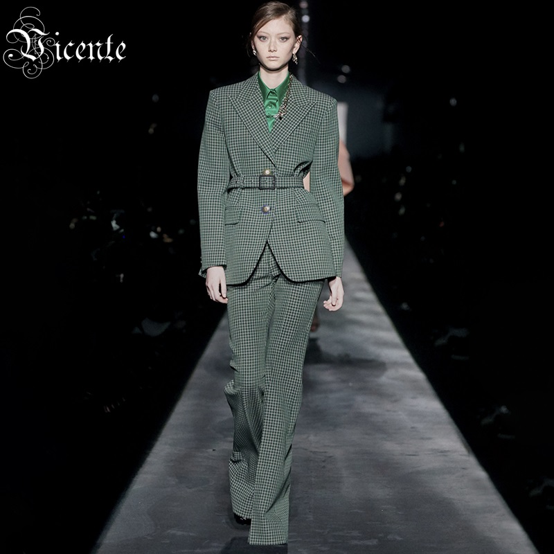 VC Free Shipping 2020 Women Two Pieces Geometric blazer suits Turn-down Collar Sashes Buttons Office Ladies Pants Suits, Green
VC Free Shipping 2020 Women Two Pieces Geometric blazer suits Turn-down Collar Sashes Buttons Office Ladies Pants Suits, Green