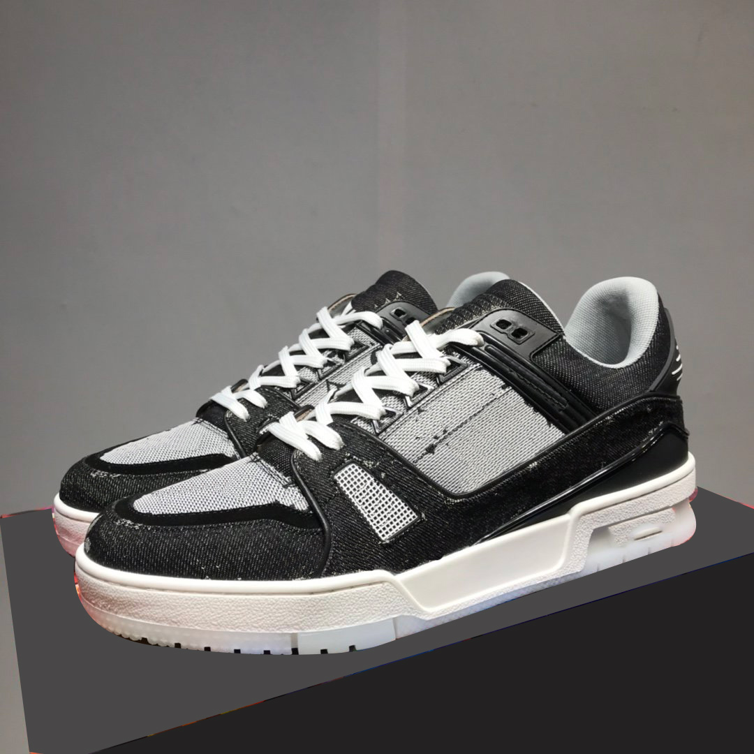 DHL Free Shipping 20ss Hot Sale Mens Trainer Sneaker Luxury Designer Shoes men Fashion Casual Run Away Sneakers with Denim Print, As picture
DHL Free Shipping 20ss Hot Sale Mens Trainer Sneaker Luxury Designer Shoes men Fashion Casual Run Away Sneakers with Denim Print, As picture