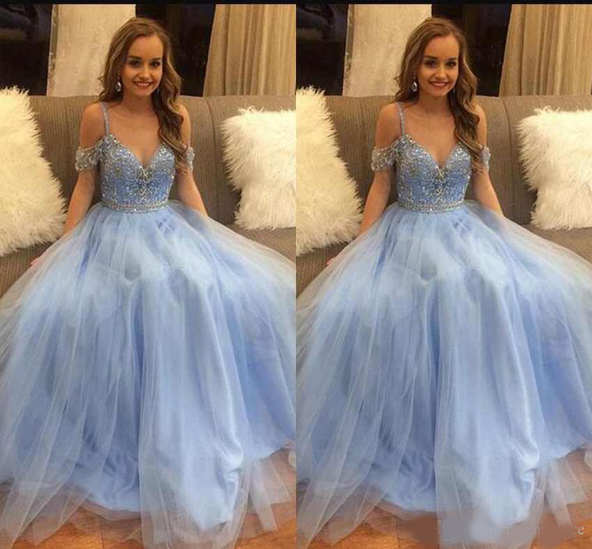 Sexy V Neck Prom Dresses With Capped Sleeves Lace Top Appliques Beaded Tulle A Line Sexy Back Sweep Train Evening Dresses Formal Gowns