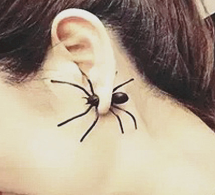 Hot fashion women's Halloween black spider charm earrings unisex holiday gift earrings