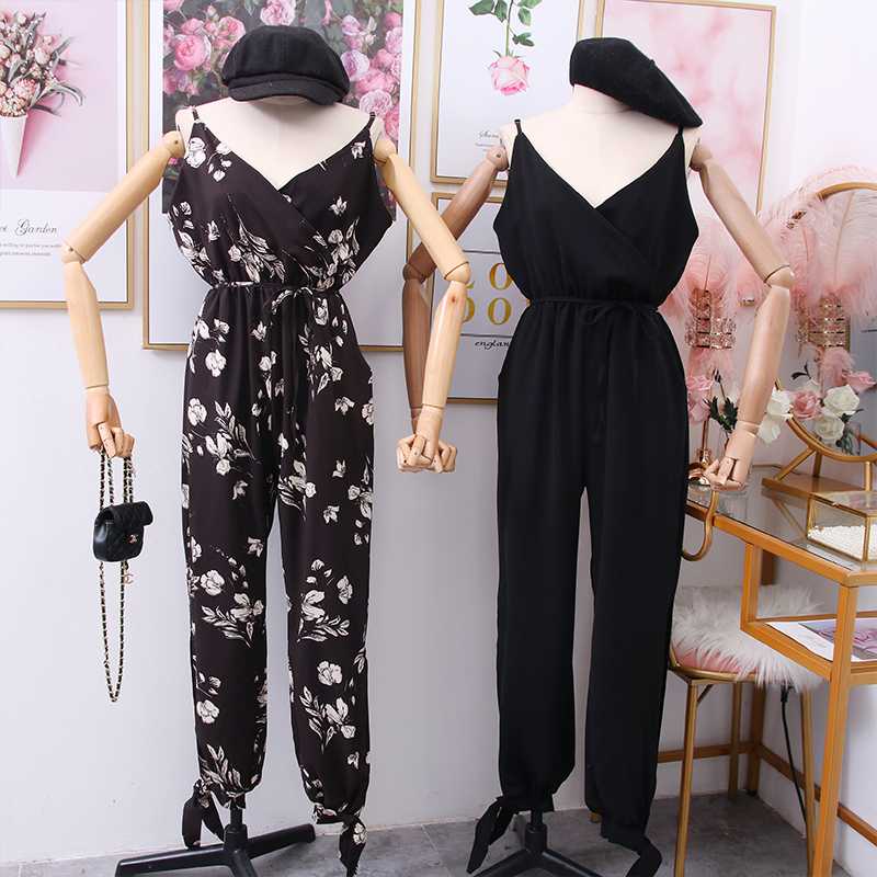 2020 new fashion wild floral print V-neck belt belt sling split fork tie jumpsuit women, Beige
2020 new fashion wild floral print V-neck belt belt sling split fork tie jumpsuit women, Beige