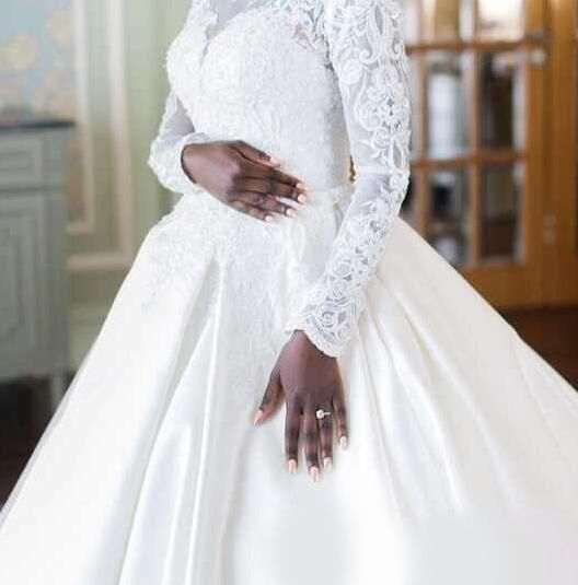 2020 Modest Country Wedidgn Dresses A Line High Neck Lace Satin Bridal Gowns With Long Sleeve Sweep Train Wedding Gowns