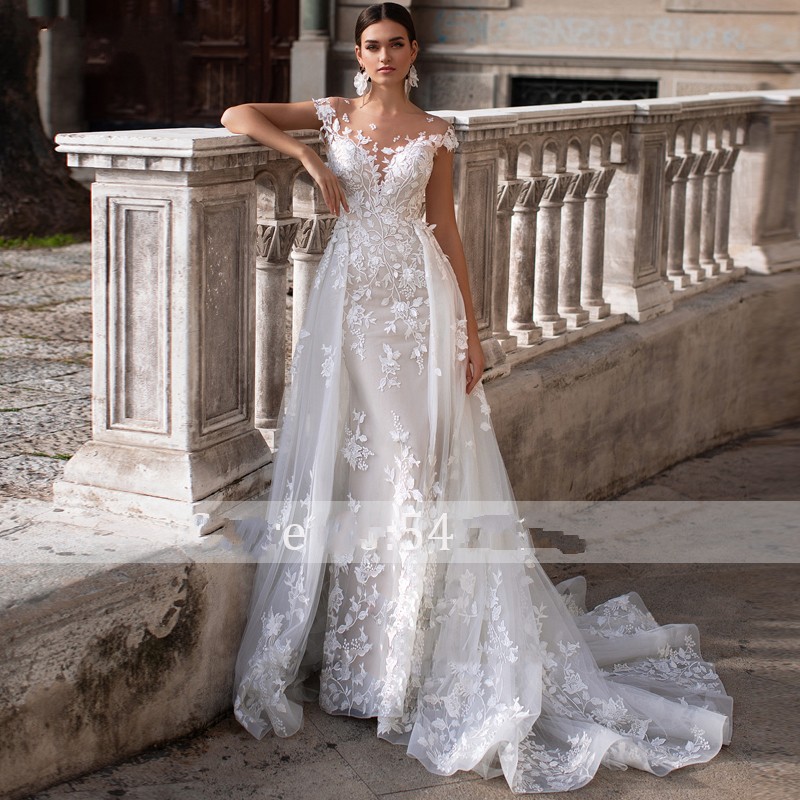 Romantic Sheer Neck Cap Sleeve Wedding Dresses 2020 Gorgeous Lace Appliques Princess Bridal Gowns with Detachable Train, White
Romantic Sheer Neck Cap Sleeve Wedding Dresses 2020 Gorgeous Lace Appliques Princess Bridal Gowns with Detachable Train, White