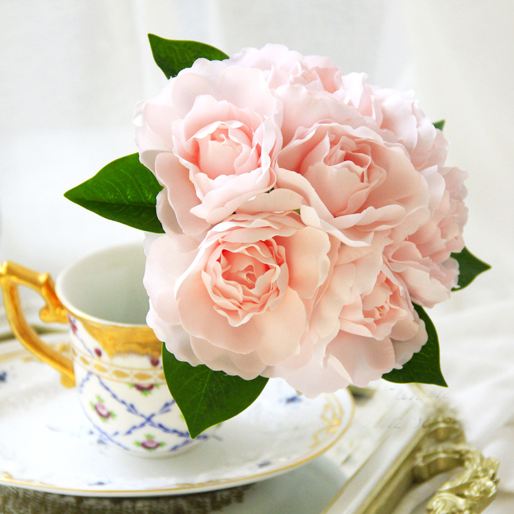 7 Heads Artificial Flowers Bouquet Fake Silk Gardenia Flowers Wedding Party Decorative White Pink Flower For Home Garden, Champagne
7 Heads Artificial Flowers Bouquet Fake Silk Gardenia Flowers Wedding Party Decorative White Pink Flower For Home Garden, Champagne