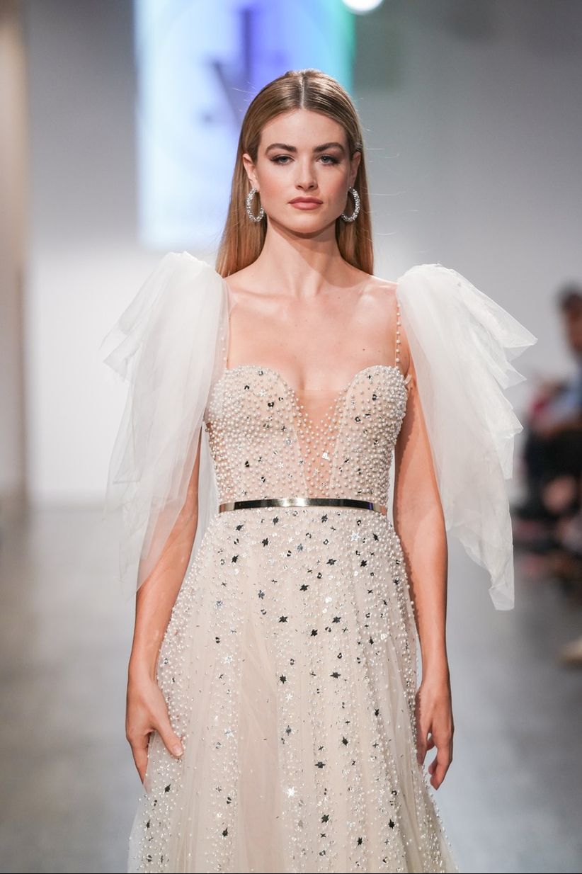 2020 Spring Julie Vino Prom Dresses Full Beaded Pearls Scoop Neck Long Evening Dress Beading Floor Length Party Runway Fashion Gowns