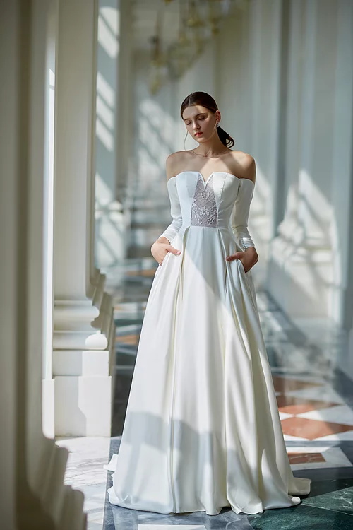 2019 Elegant Simple Wedding Dresses Off The Shoulder A Line Sweep Train Satin Long Sleeve Beach Wedding Dress Custom Made Bridal Gowns