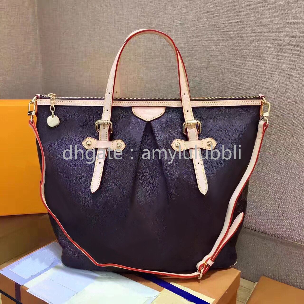 Wholesale Resources handbags old flowers handbags top oxidized leather iconic bags shoulder bag totes cross body business messenger ba, Brown
Wholesale Resources handbags old flowers handbags top oxidized leather iconic bags shoulder bag totes cross body business messenger ba, Brown