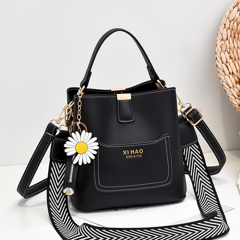Pink sugao tote bag shoulder bag women pu leather designer handbags bucket bag crossbody girl purse 2020 new styles 6 color
Pink sugao tote bag shoulder bag women pu leather designer handbags bucket bag crossbody girl purse 2020 new styles 6 color