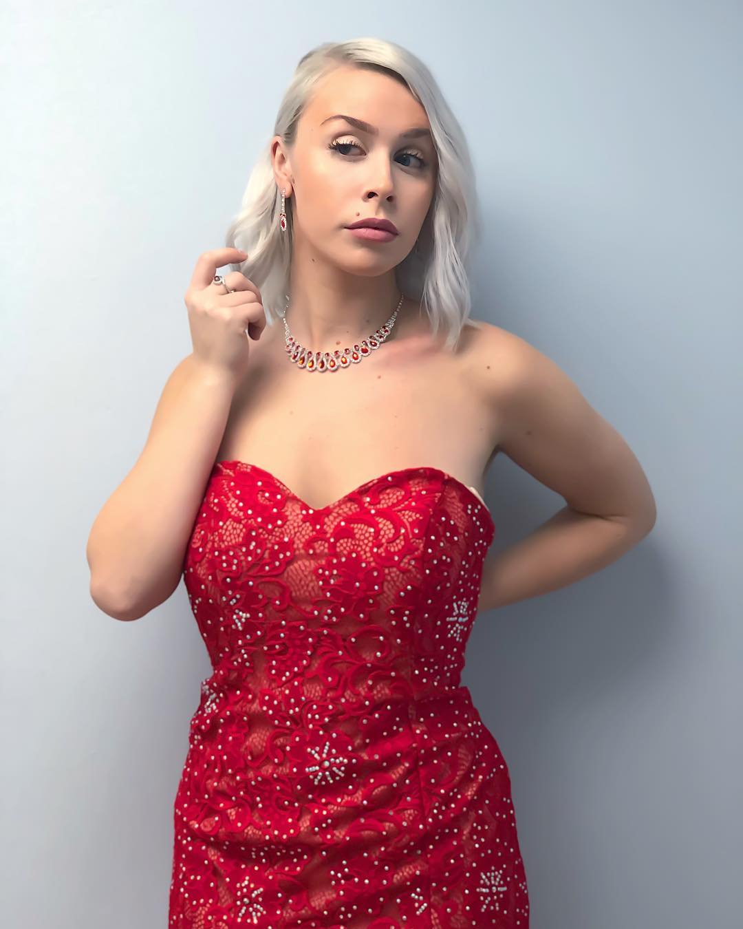 Modest Customized Mermaid Sleeveless Prom Dresses Strapless Evening Dress Crystal Floor Length Backless Formal Party Bridesmaid Gown 0431