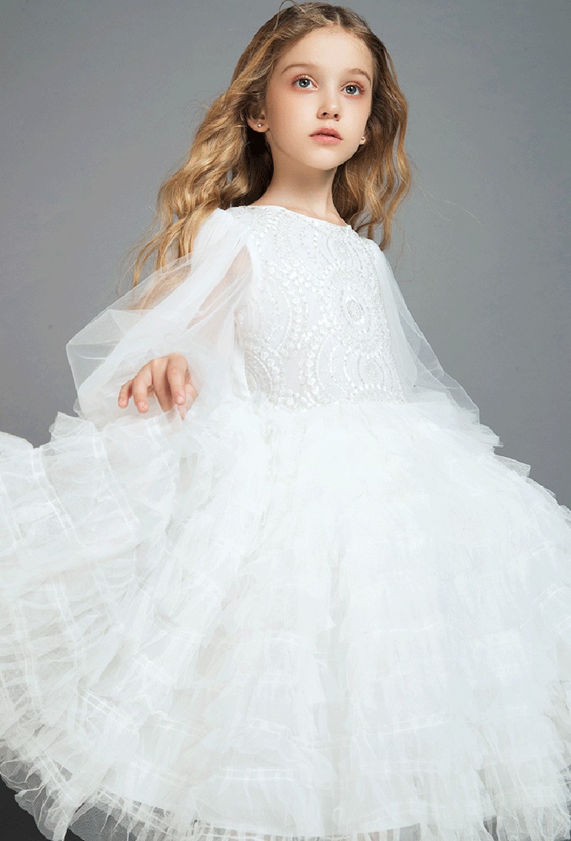 2019 Cute Ruffles Flower Girl Dresses Jewel Neck Sheer Long Sleeve Tulle Girls Formal Gown for Wedding First Communion Dress