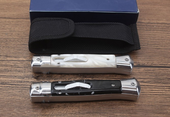Recommend 9 inch Italian Mafia Alex 440C matic knife camping Collecting hunting knife knives copies 1pcs freeshipping
Recommend 9 inch Italian Mafia Alex 440C matic knife camping Collecting hunting knife knives copies 1pcs freeshipping