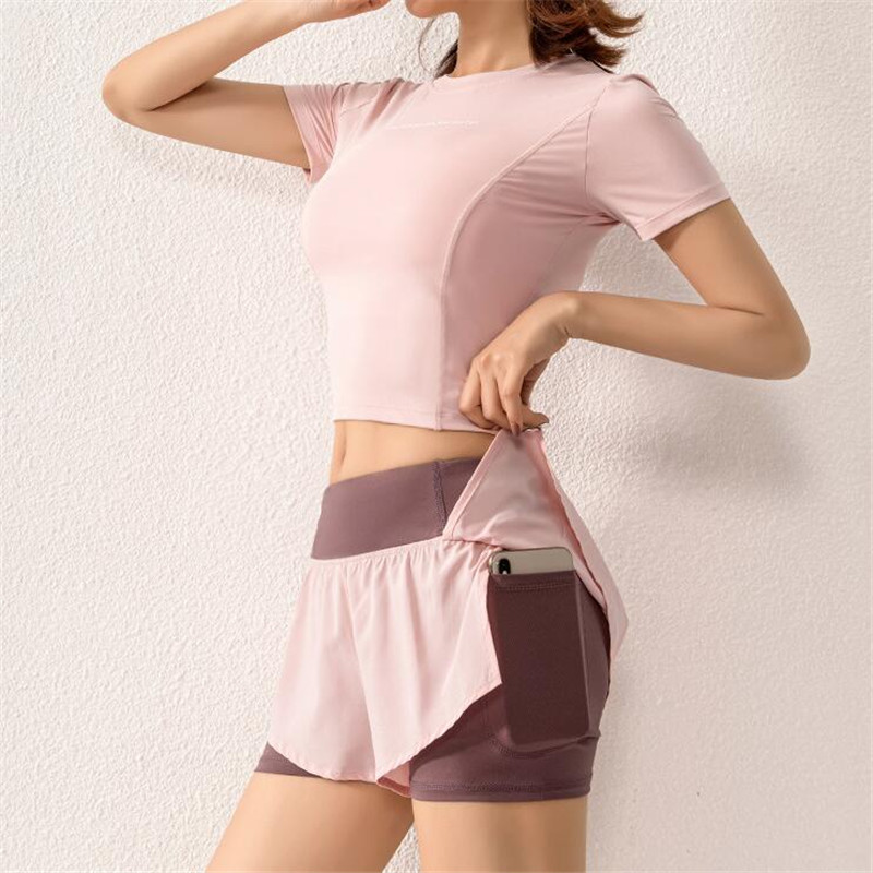 High Quality Cell Phone Bag Fitness Workout Yoga Shorts Women Running Training Sport Shorts Breathable Female Gym, Gray
High Quality Cell Phone Bag Fitness Workout Yoga Shorts Women Running Training Sport Shorts Breathable Female Gym, Gray
