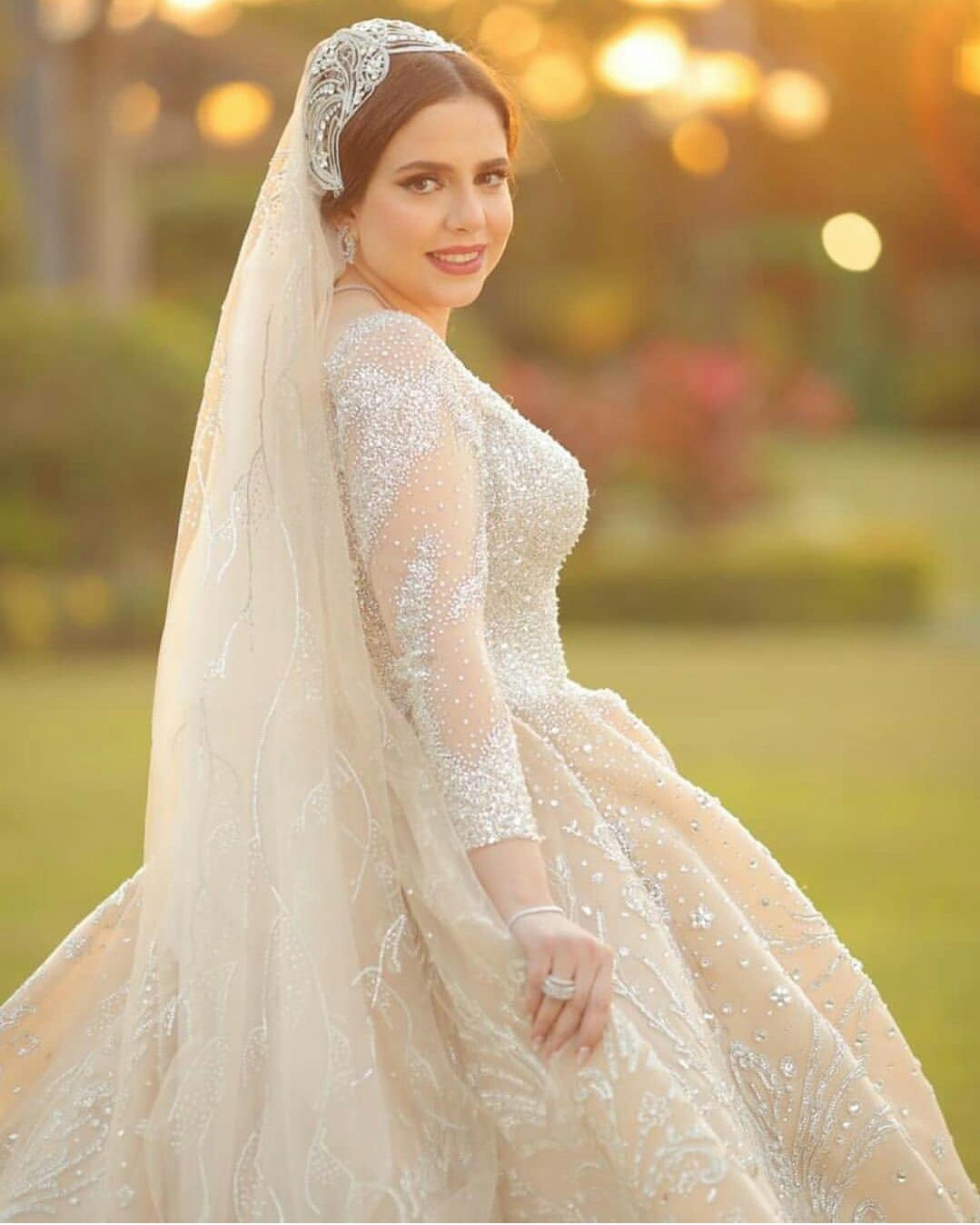 dubai crystals dresses plus size beaded chapel train vestido de novia arabic bridal wedding dress