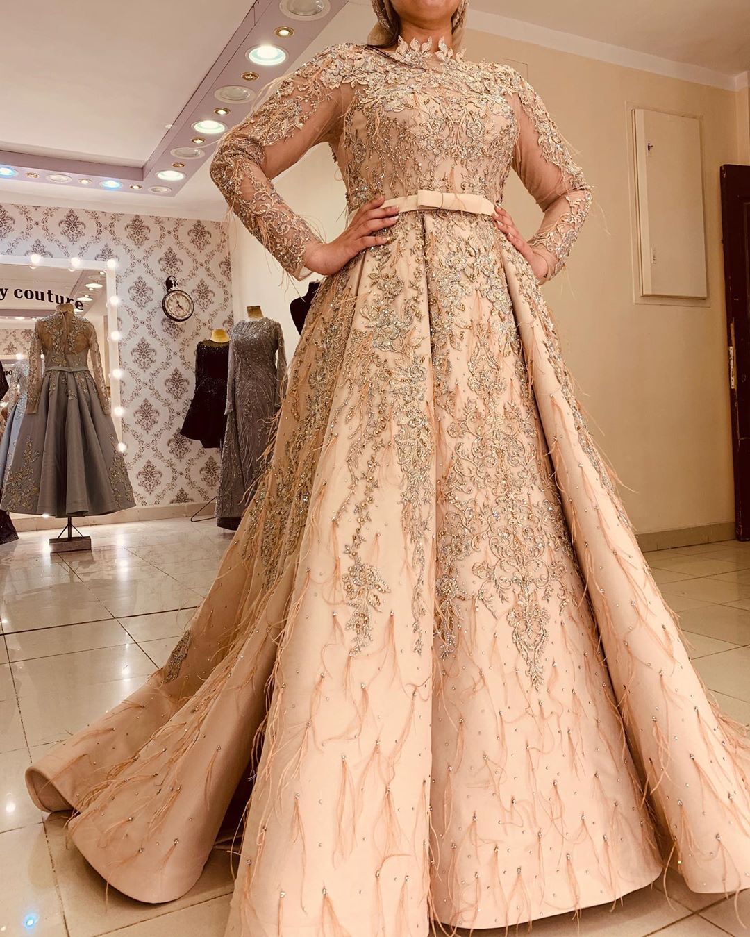 2020 Arabic Aso Ebi Muslim Luxurious Gold Evening Dresses Lace Crystals Beaded Prom Dresses Feather Formal Party Second Reception Gowns ZJ34