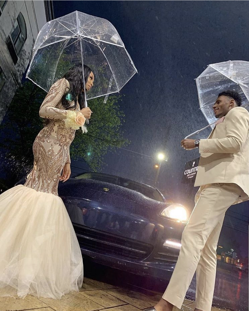 Handsome Light Champagne Slim Fit Mens Suits Notched Lapel Wedding Tuxedos For Men High Quality Three Piece Prom Blazers (Jacket+Pants+Vest)