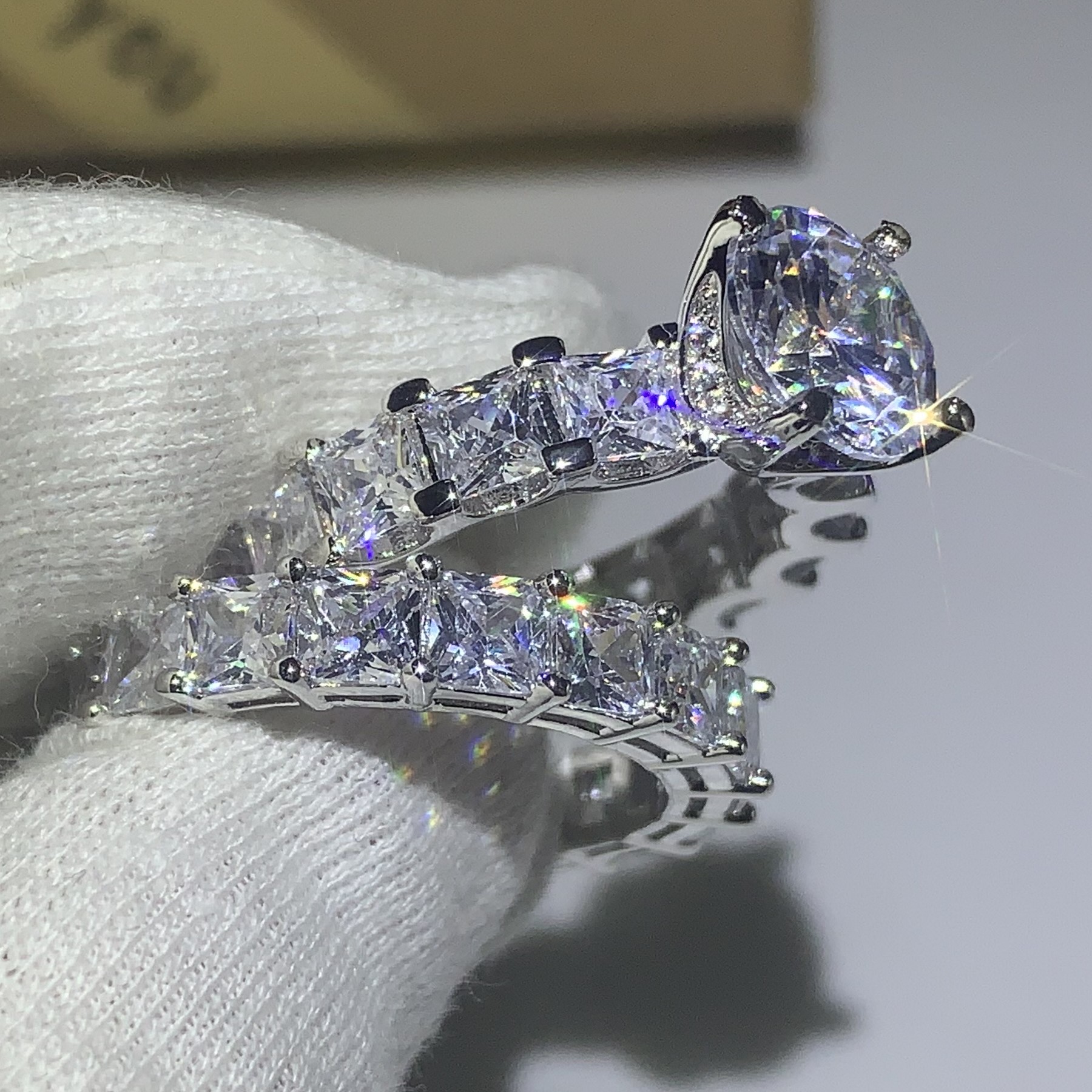 Hot Sale New 2019 Luxury Jewelry 925 Sterling Silver Princess Cut White Topaz CZ Diamond Couple Rings Promise Wedding Band Ring for Women