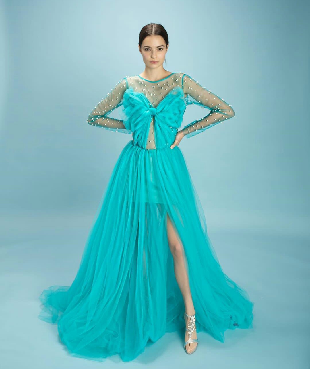 Beading Evening Dresses Sheer Jewel Neck Long Sleeve Prom Gowns Illusion Pearls Appliques Formal Runway Fashion Party Dress