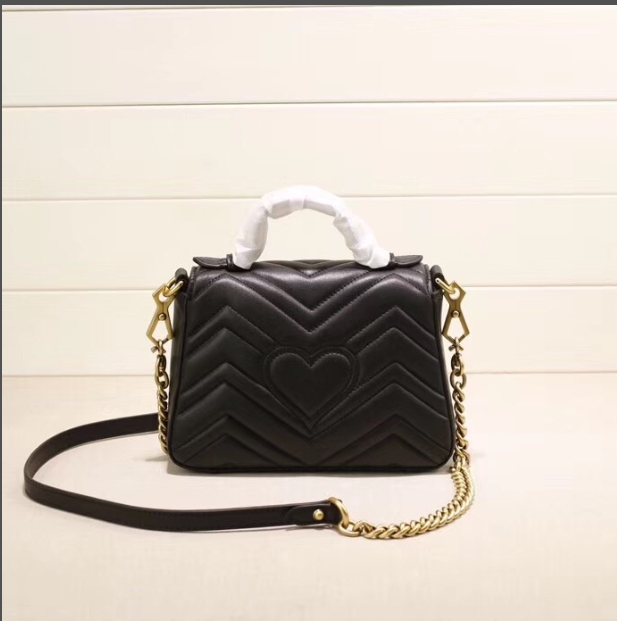 New style chain Tote quality Handbags tote Handbags Famous handbag women bags Crossbody bag Fashion Vintage pu leather Shoulder Bags 2097, Pink
New style chain Tote quality Handbags tote Handbags Famous handbag women bags Crossbody bag Fashion Vintage pu leather Shoulder Bags 2097, Pink