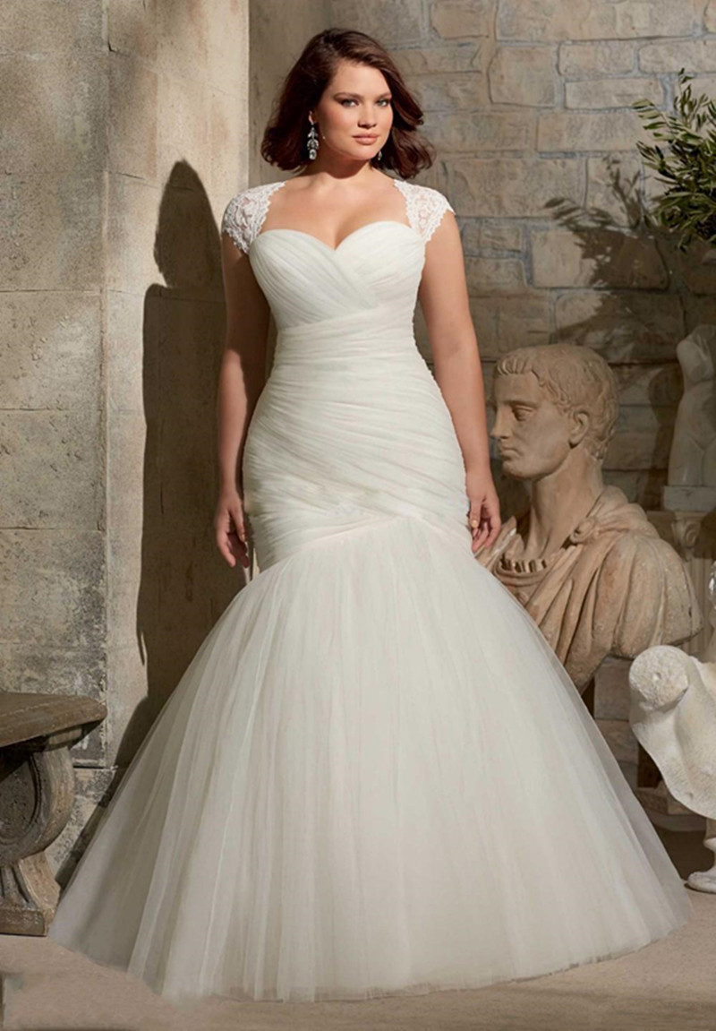 2024 New Vintage Plus Size Mermaid Wedding Dresses Lace Applique Pleats Cheap Trumpet Bridal Gowns Sweep Train Cap Sleeve Wedding Dress 98