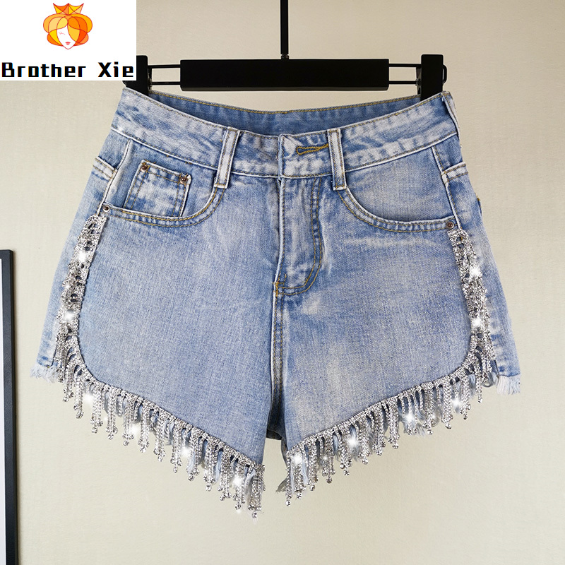 Hot Pants Women New Denim Shorts 2020 Summer New Loose Jean Pants Hand-studded Flash Diamond Tassels High Waist Denim Shorts, Blue
Hot Pants Women New Denim Shorts 2020 Summer New Loose Jean Pants Hand-studded Flash Diamond Tassels High Waist Denim Shorts, Blue