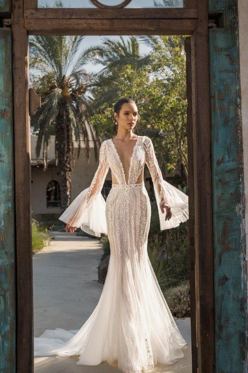 2020 Julie Vino Mermaid Wedding Dresses Lace Appliqued Deep V Neck Backless Wedding Gowns Long Sleeve Custom Made Robes De Mariée
