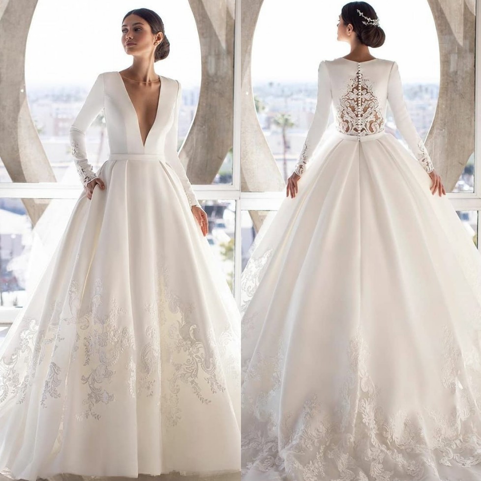 Line Graceful A Lace Wedding Dresses Sheer Deep V Neck Long Sleeves Appliqued Bridal Gowns Sweep Train Satin Robe De Marie ppliqued