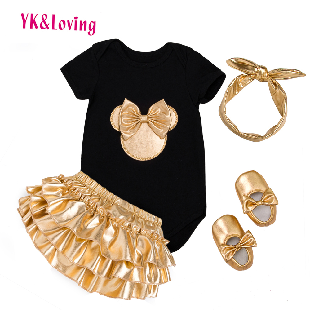 2018 Baby Girl Clothes 4pcs Clothing Sets Black Cotton Rompers Golden Ruffle Bloomers Shorts Shoes Headband Newborn Clothes Y19061303, F3008
2018 Baby Girl Clothes 4pcs Clothing Sets Black Cotton Rompers Golden Ruffle Bloomers Shorts Shoes Headband Newborn Clothes Y19061303, F3008