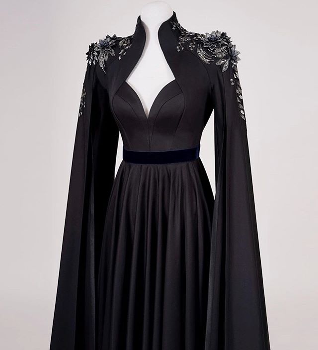 Black Evening Dresses With Wrap Satin Handmade Flowers Beaded A Line Prom Dress Sweep Train Receiption Party Gowns