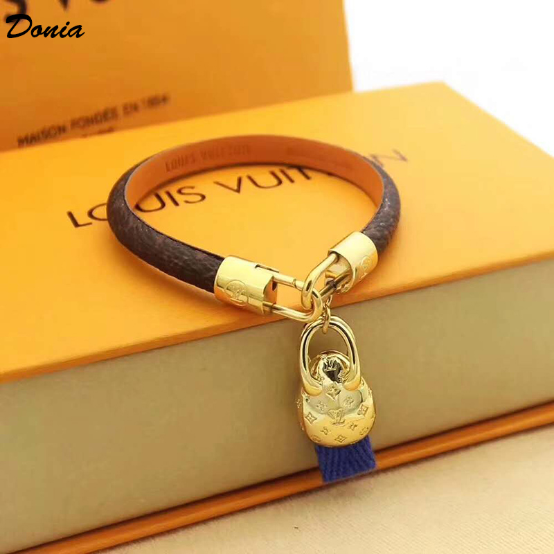 Donia jewelry party European and American fashion love series love lock copper bracelet leather women Bracelet Gift, Black
Donia jewelry party European and American fashion love series love lock copper bracelet leather women Bracelet Gift, Black