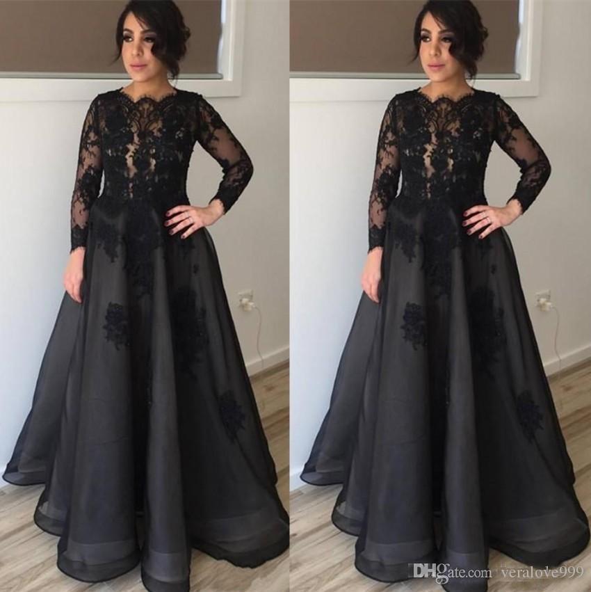 Modest Black Mother Of the Bride Dresses Long Sleeves Lace Wedding Guest Gowns Appliques Scoop Neck Mother Formal Evening Dress Party Gowns