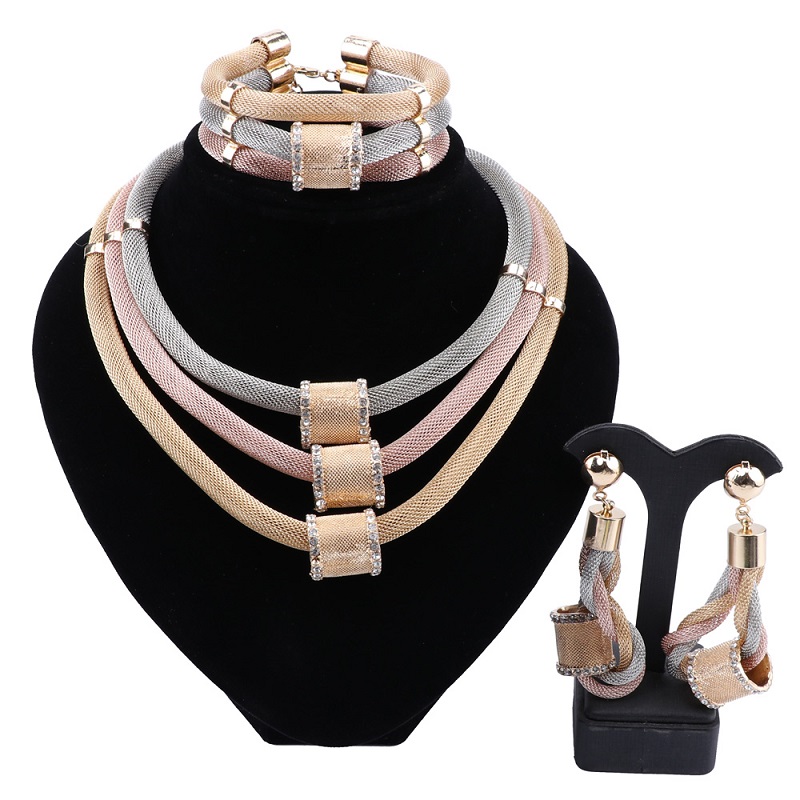 African Gold Jewelry Sets for Women Classic Crystal Necklace Bracelet Earrings Ring Wedding Party Jewelry Sets for Bride
African Gold Jewelry Sets for Women Classic Crystal Necklace Bracelet Earrings Ring Wedding Party Jewelry Sets for Bride