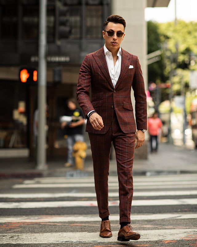 Dark Red Plaid Wedding Tuxedos Peaked Lapel Slim Fit Two Button Groom Wear Formal Party Prom Men Suit Blazer (Jacket+Pants)