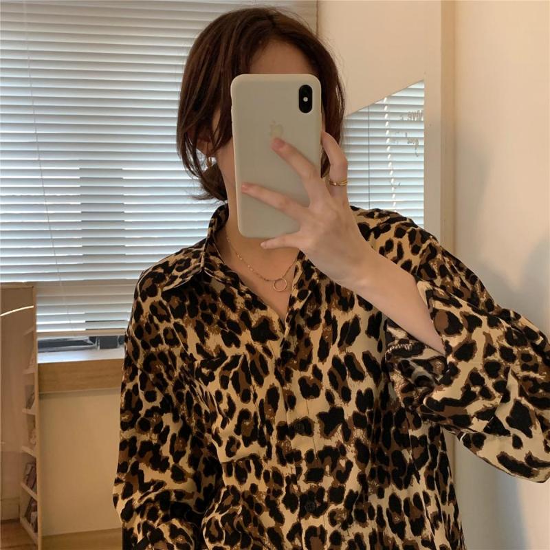 Women's Shirts Ulzzang Japanese Kawaii Ladies Vintage Loose Lazy Leopard Print Shirt Female Korean Harajuku Clothes For Women
Women's Shirts Ulzzang Japanese Kawaii Ladies Vintage Loose Lazy Leopard Print Shirt Female Korean Harajuku Clothes For Women
