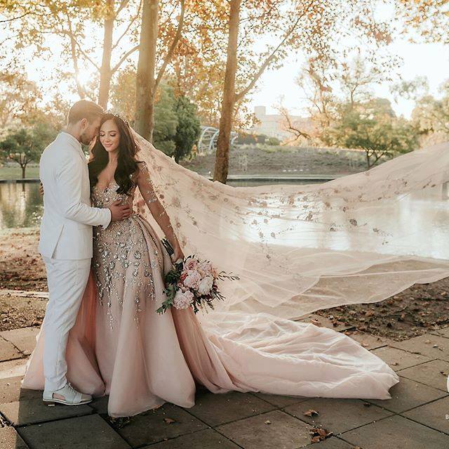 Blush Pink Mermaid Dresses Sheer Jewel Neck Lace 3D ral Appliques Crystal Detachable Overskirt Long Sleeve Wedding Dress