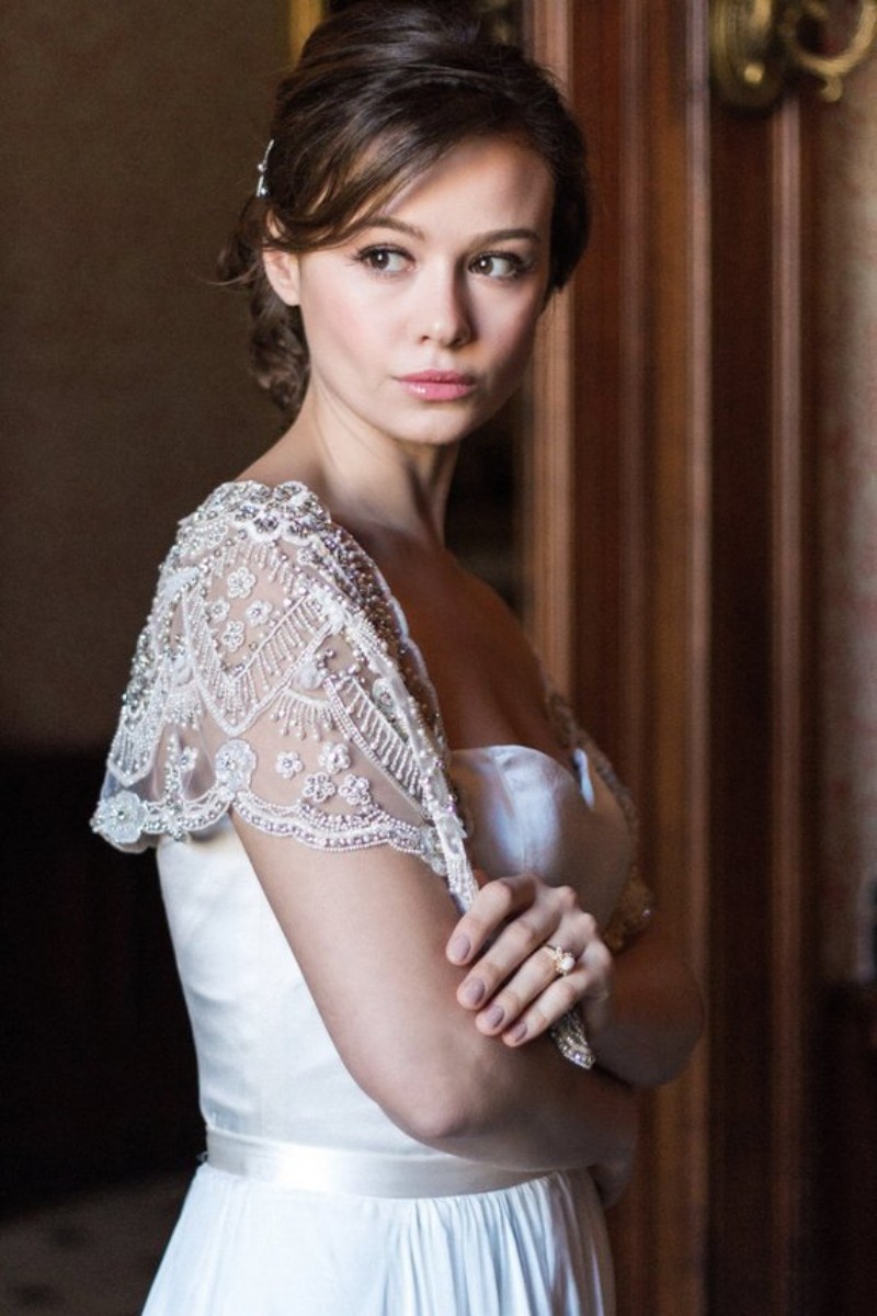 Beading Bridal Wraps Crystal Bridal Coat Sequins Jackets New Arrival Wedding Capes Wraps Bolero Jacket Wedding Dress Wraps Custom Made