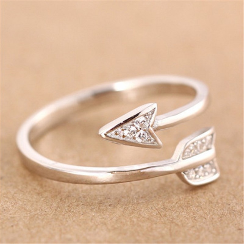 Arrow Open Rings Silver Color Crystal Rhinestone Rings for Women Adjustable Engagement Female Finger Ring Jewelry Valentine's Day Gift
Arrow Open Rings Silver Color Crystal Rhinestone Rings for Women Adjustable Engagement Female Finger Ring Jewelry Valentine's Day Gift