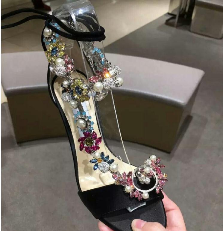 Hot Sale-fashion summer flower Fashionable summer new women's shoes with black high heels and fashion a style of sandals