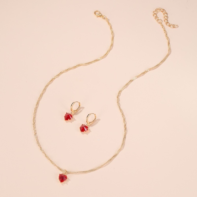 Creative Necklace Female Wedding Necklaces Heart Pendant Ladies Hearts High Quality Jewellery Lady Jewelry Trendy Zircon Collier
Creative Necklace Female Wedding Necklaces Heart Pendant Ladies Hearts High Quality Jewellery Lady Jewelry Trendy Zircon Collier