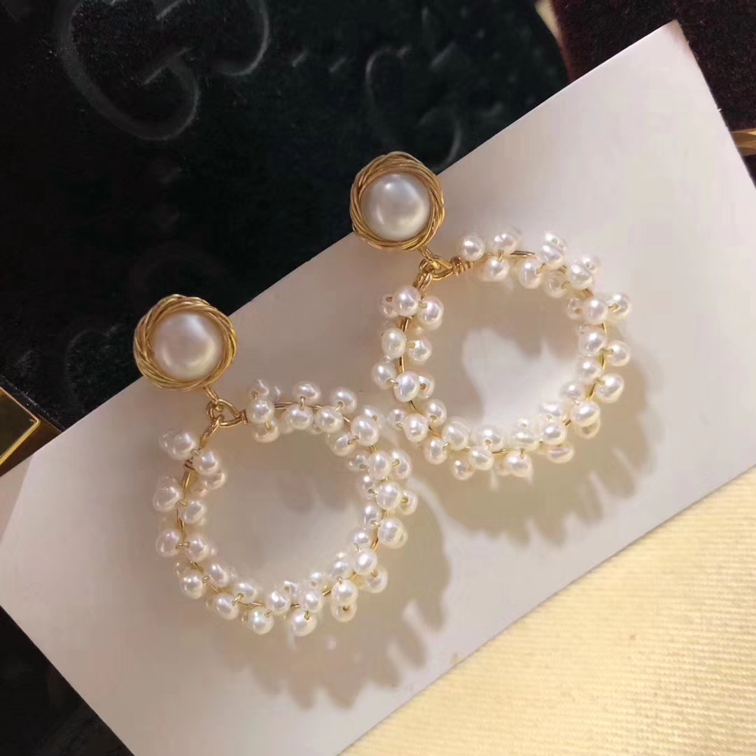 natural earrings for women 14k gold filled hook women earring with cluster of small cultured white freshwater pearls, Silver
natural earrings for women 14k gold filled hook women earring with cluster of small cultured white freshwater pearls, Silver