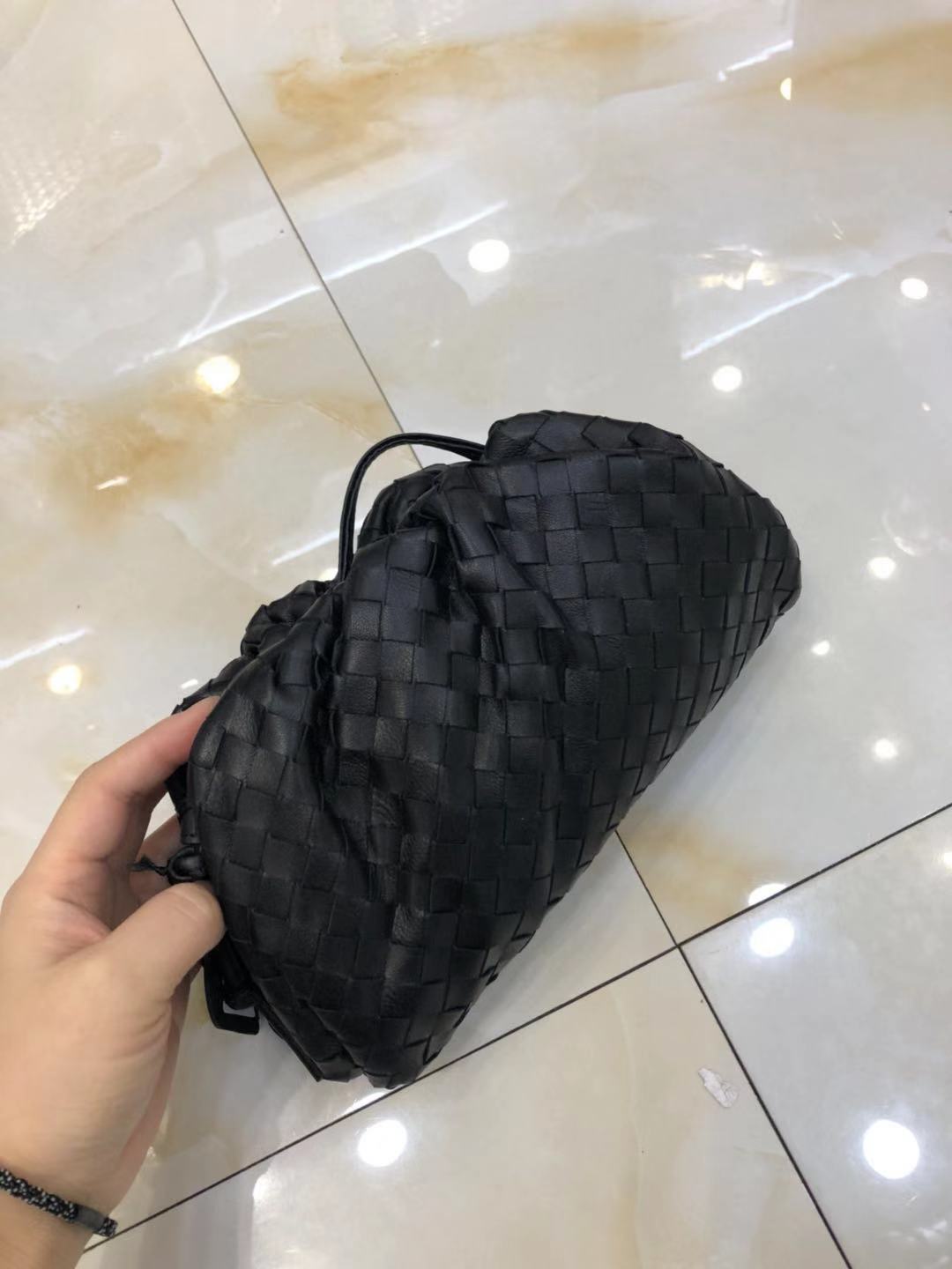 Designer- Arrival Wholesale Designer Fashion Double Hand Woven Cloudy Shoulder Bag Lambskin Real Leather Soft Clutchs Party Bag Top Quality, Black
Designer- Arrival Wholesale Designer Fashion Double Hand Woven Cloudy Shoulder Bag Lambskin Real Leather Soft Clutchs Party Bag Top Quality, Black