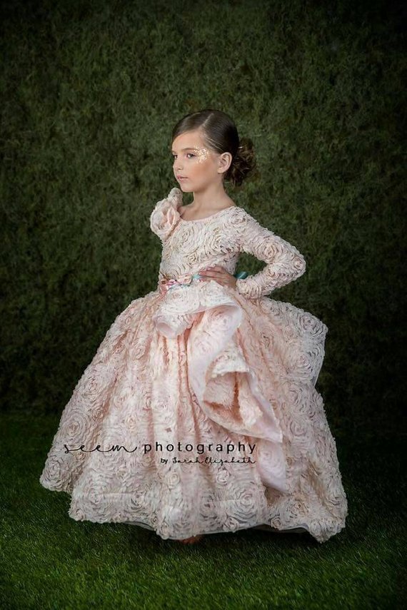 Pink Lace Flower Girl Dresses With Ruffles Jewel Neck Lace 3D Floral Appliqued A Line Backless Girls Pageant Dress High Long Sleeve Gowns