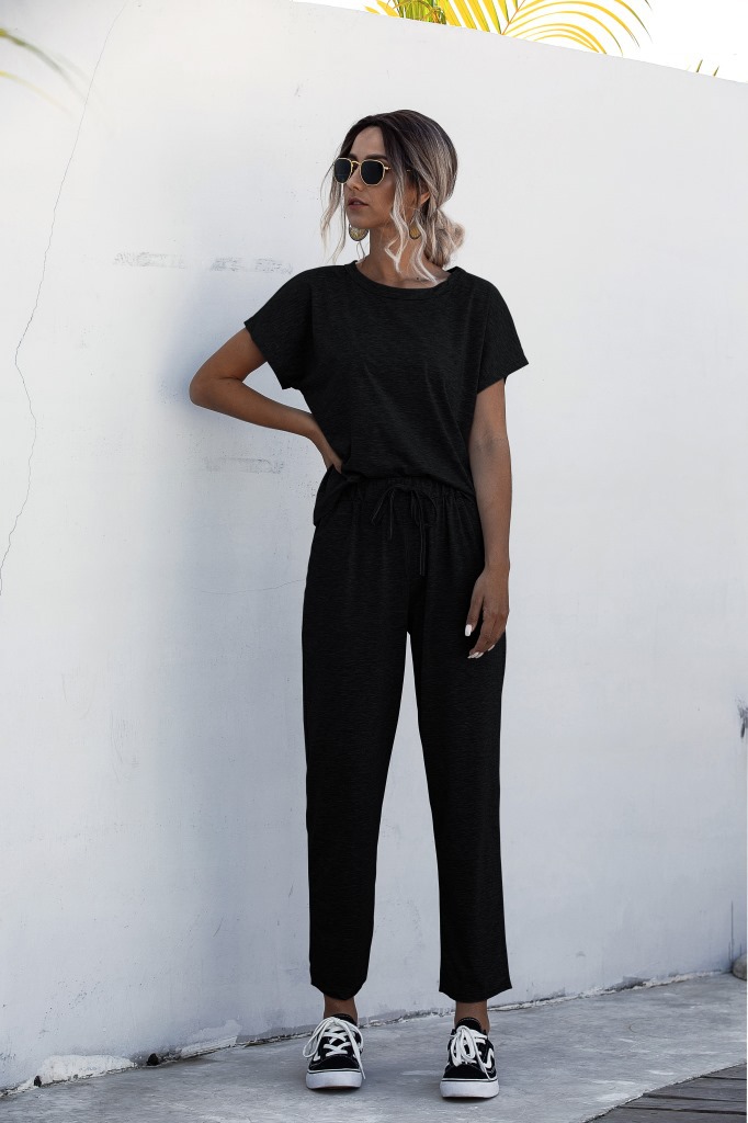 Spot trend Tracksuits European spring and summe round neck short sleeve casual suit support mixed batch