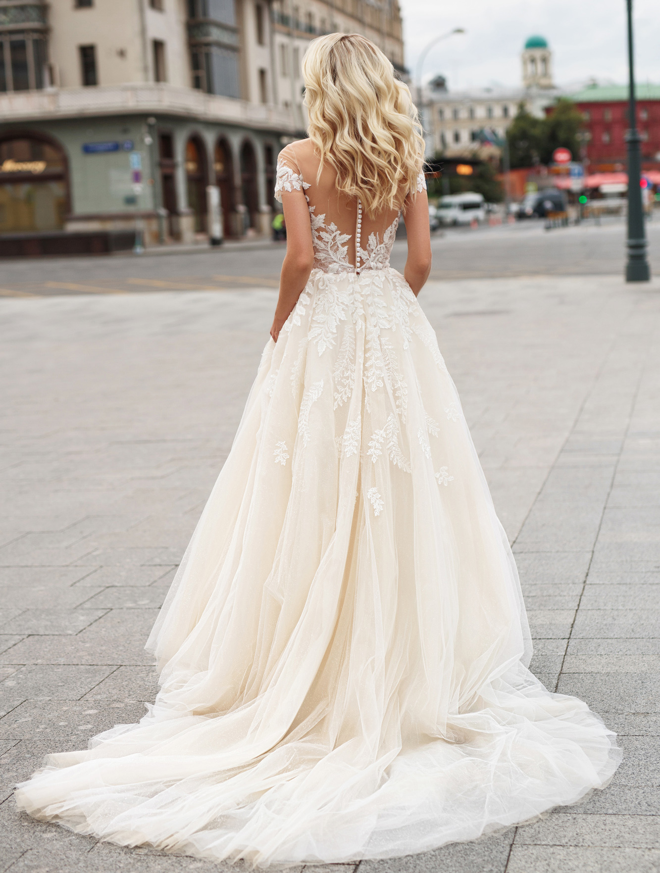 Bohemain A Line Wedding Dresses Sheer Jewel Neck Lace Appliques Wedding Dress Backless Sweep Train Bridal Gowns robes de mariée
