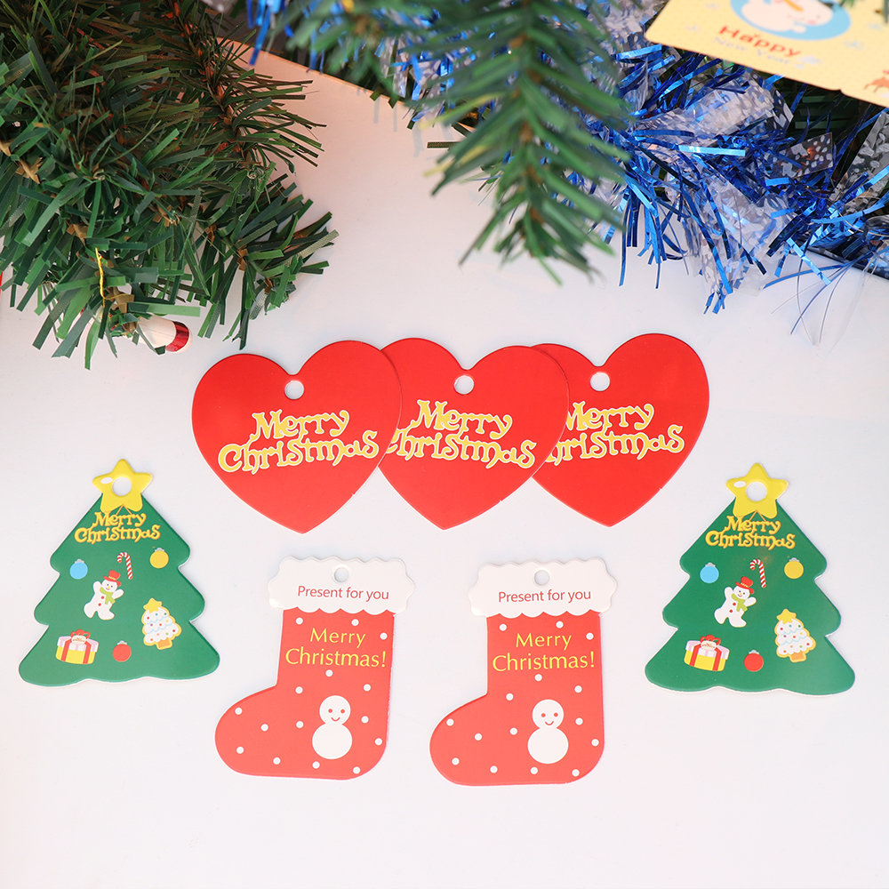 Christmas Theme Kraft Paper Tags DIY Crafts Hang Tag With Rope Christmas Party Labels Xmas Gift Wrapping Supplies