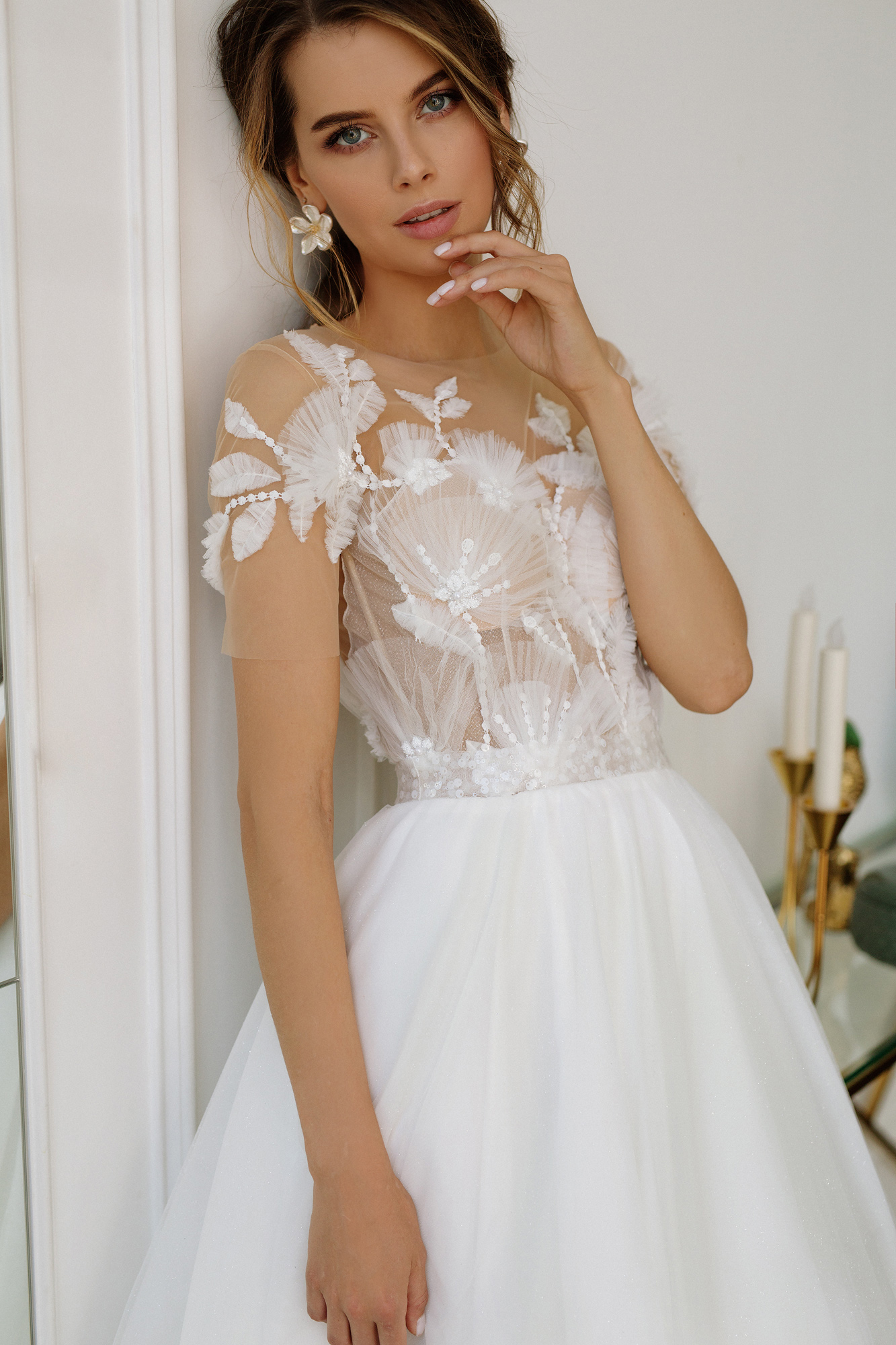 Bohemain A Line Wedding Dresses Sheer Neck Appliques Ruffles Wedding Dress Illusion Backless Sweep Train Bridal Gowns robes de mariée